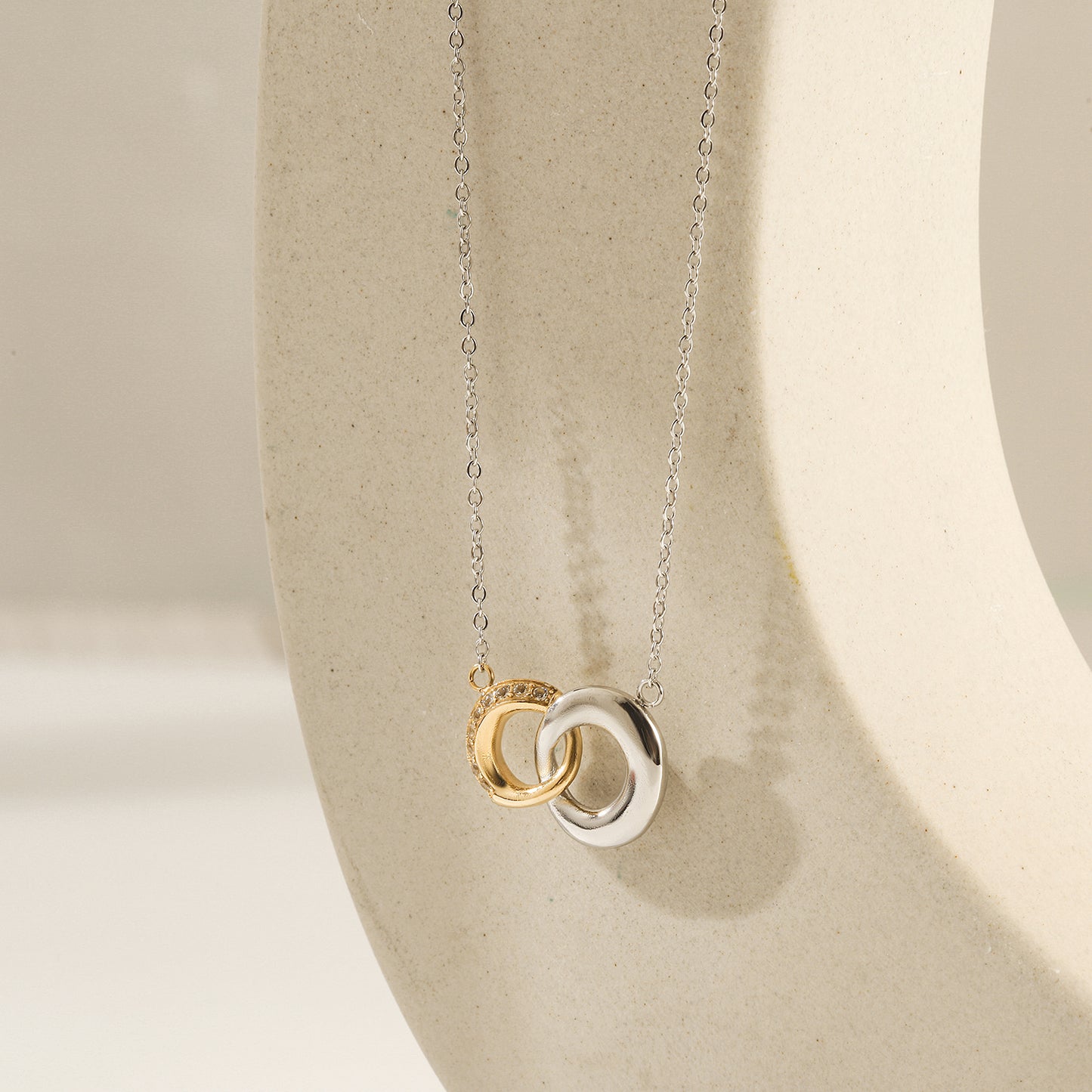 Two Tone Linked Circle Necklace