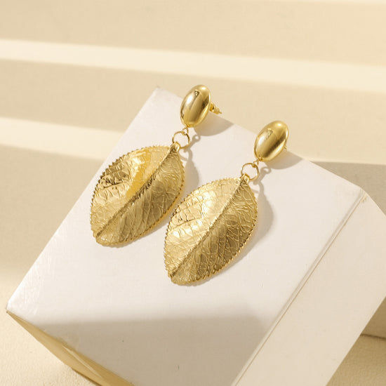 Golden Leaf Earrings-SCE492STGC