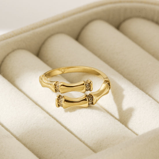Load image into Gallery viewer, 14K Gold Bamboo Chic Stacking Ring
