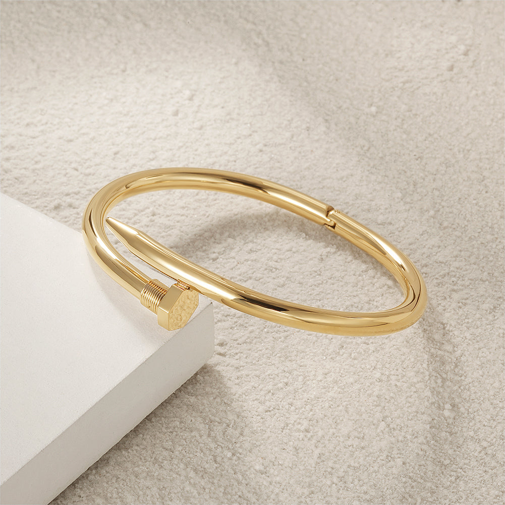 Sharp pointed smooth surface bracelet-NSB1423ST