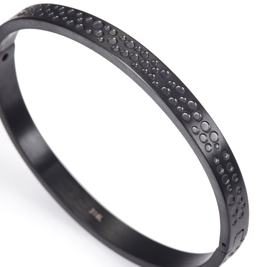 Punched smooth surface bracelet-NSB1663ST