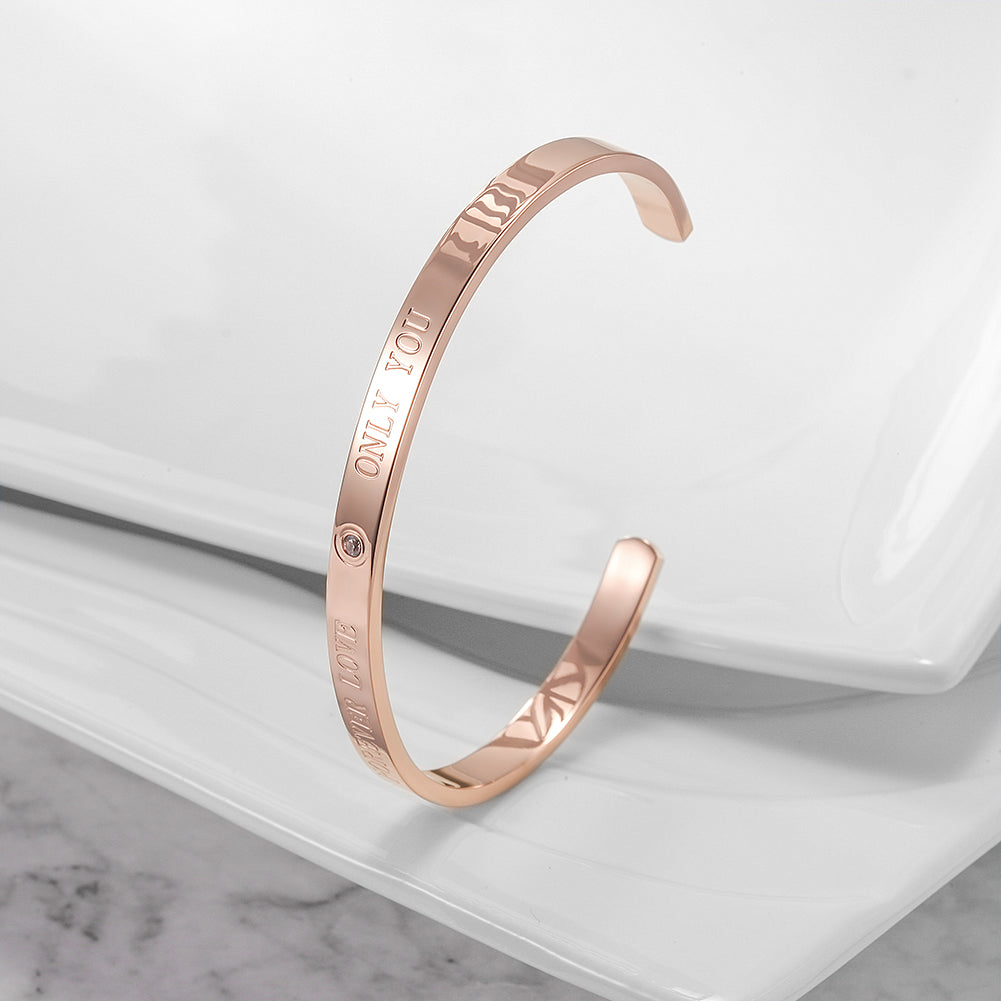 C-shaped letter carving bracelet-NSB1721STRGZD