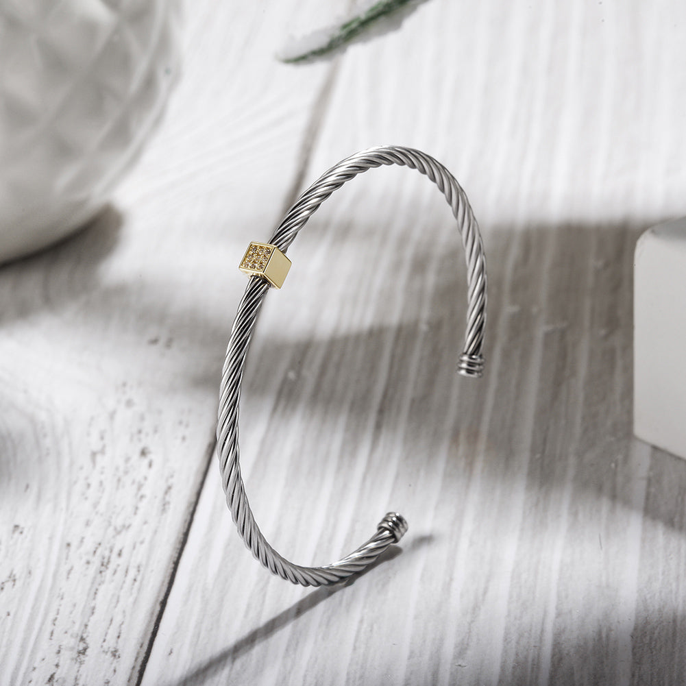 Stainless steel C-shaped cable bracelet-NSB1793STWG