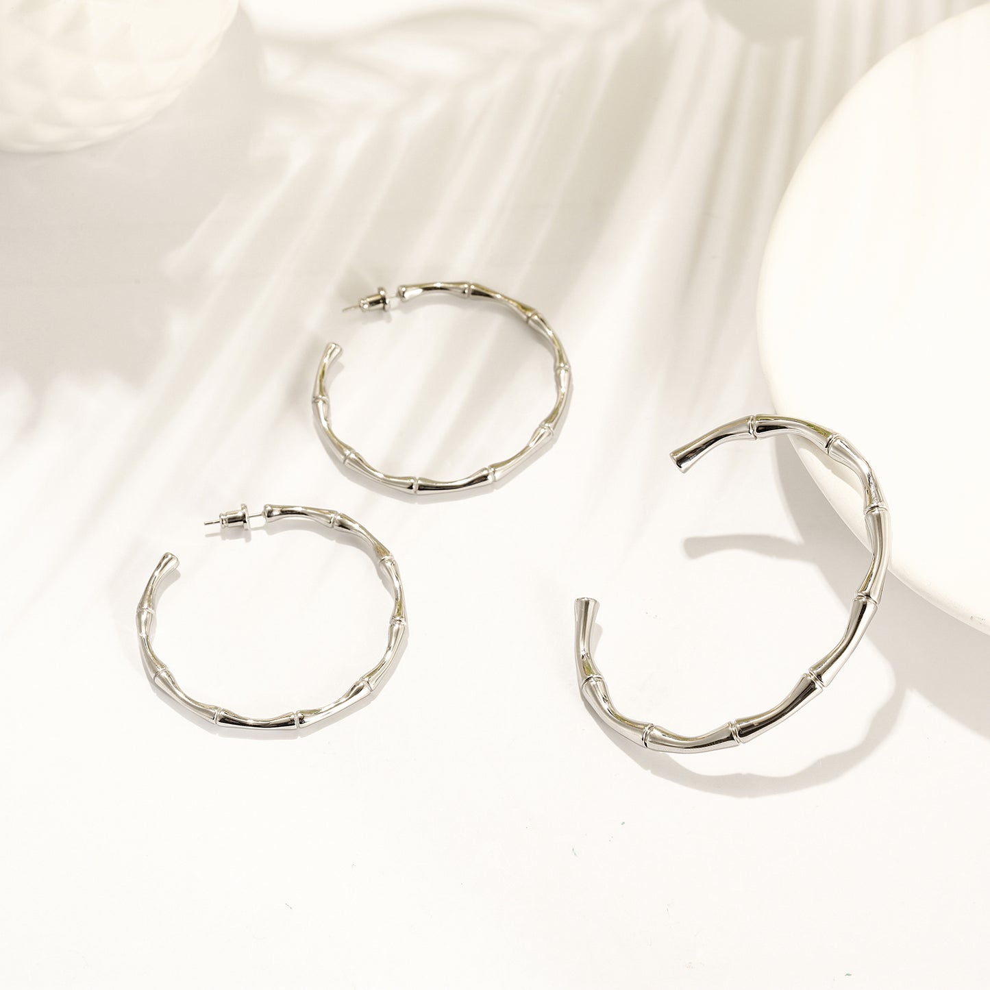 Bone C-shaped bracelet-NSB1811ST
