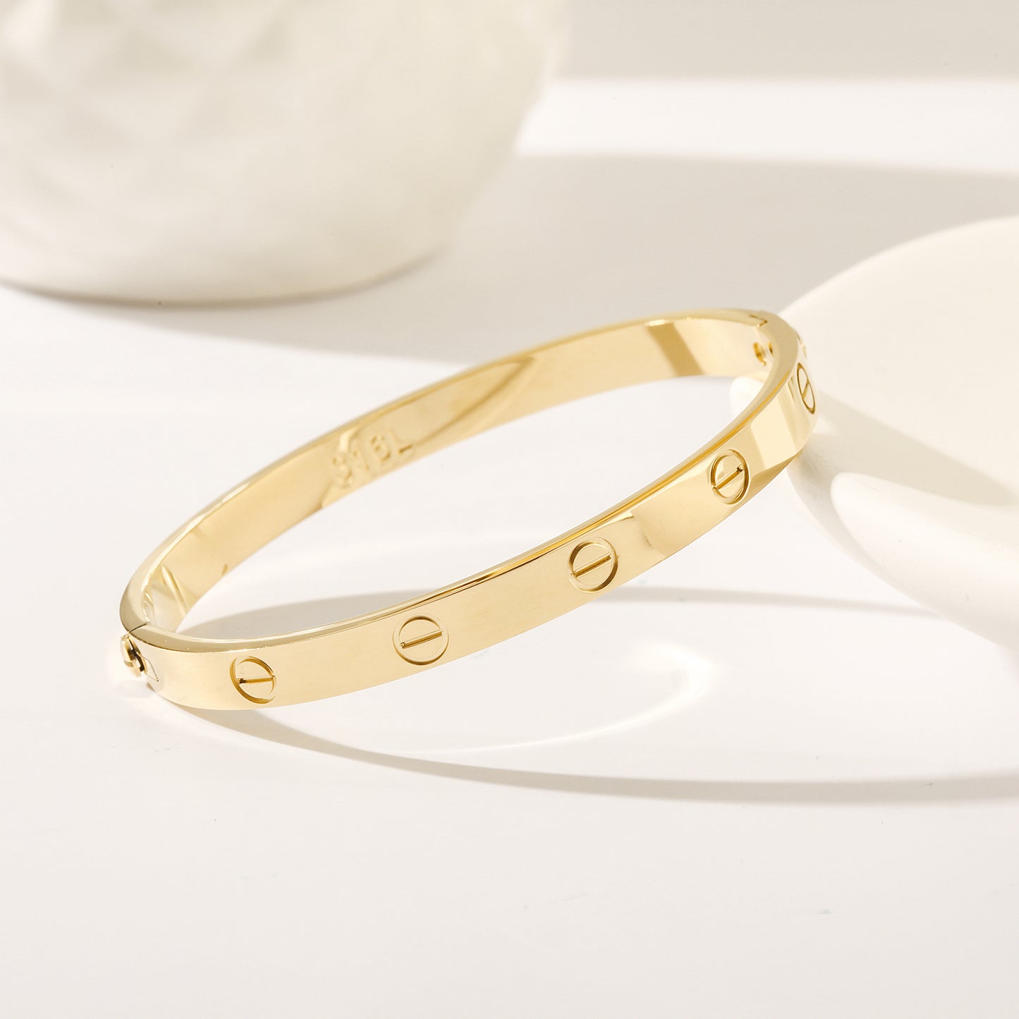 Circular smooth surface pounding bracelet-NSB1820ST-L