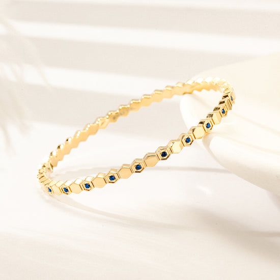 Triangular circular bracelet-NSB1821STGC