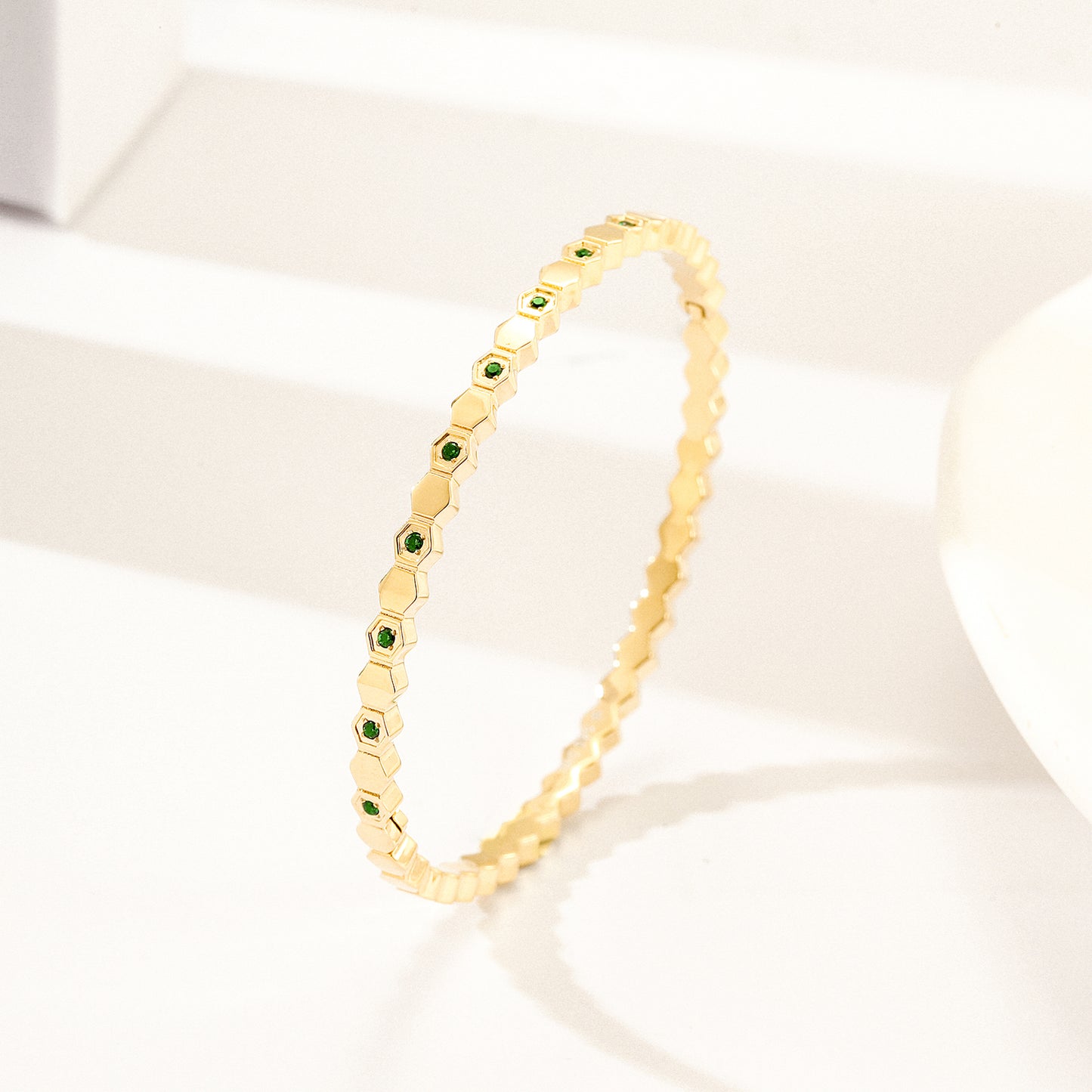 Triangular circular bracelet-NSB1821STGC