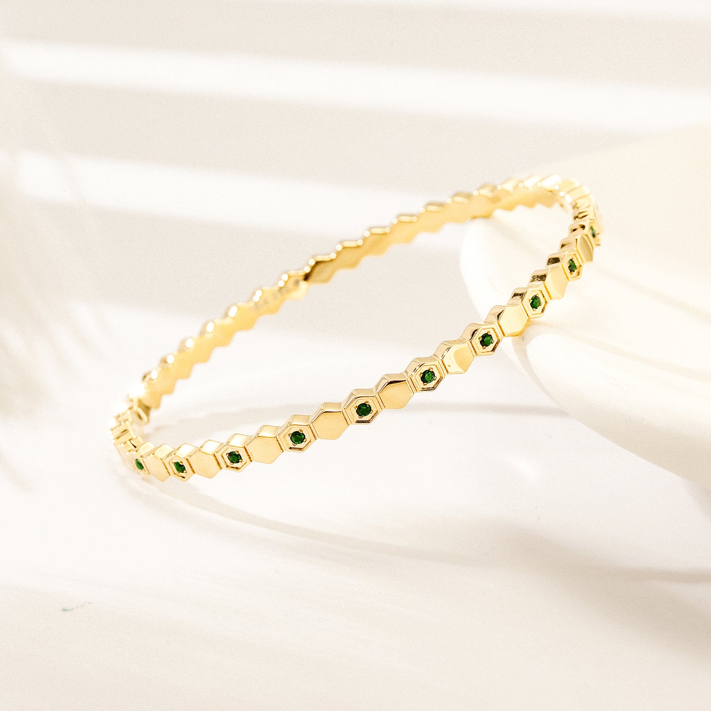 Triangular circular bracelet-NSB1821STGC