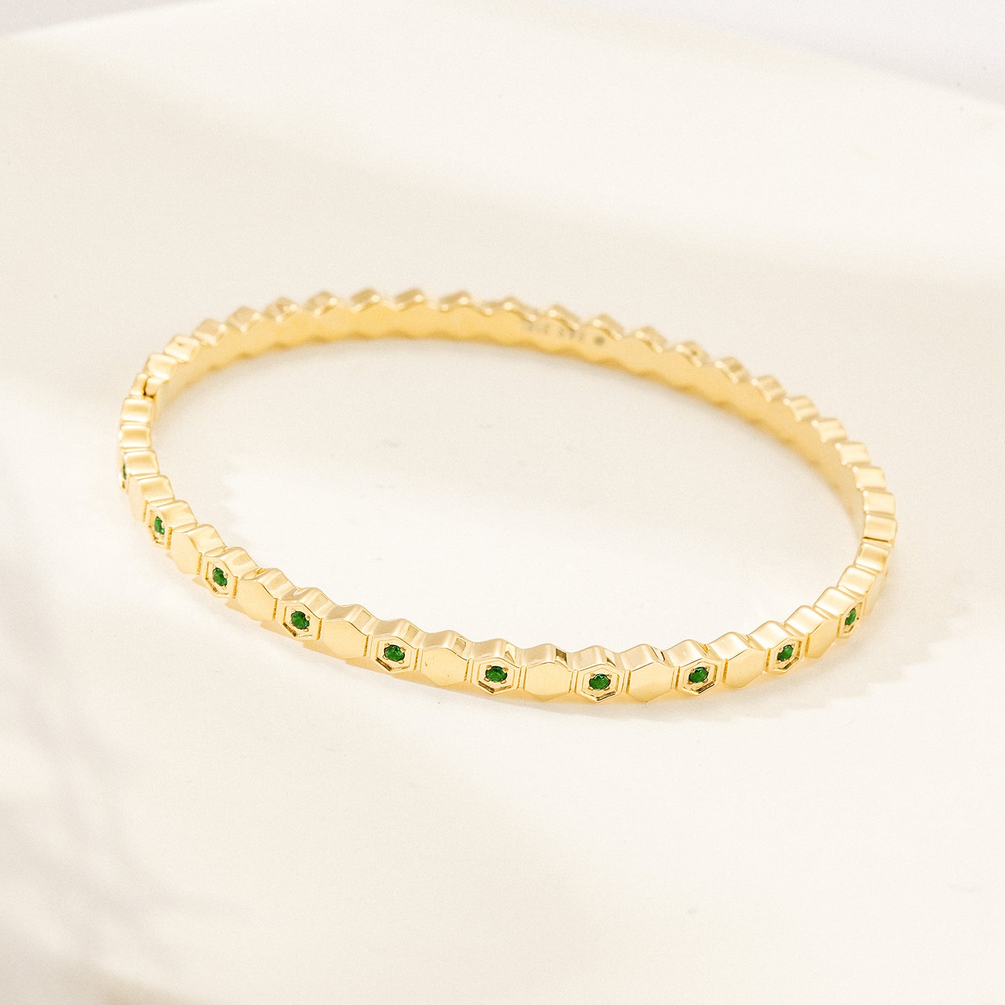 Triangular circular bracelet-NSB1821STGC