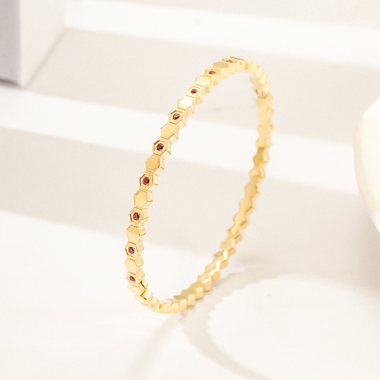 Triangular circular bracelet-NSB1821STGC