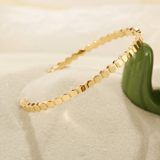 Load image into Gallery viewer, Triangular circular bracelet-NSB1821ST
