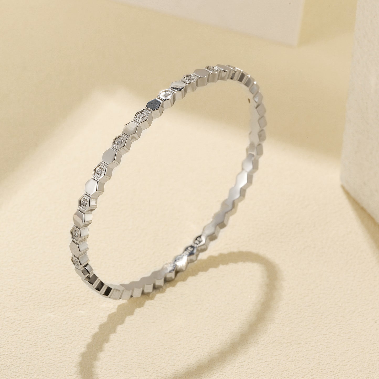 Triangular circular bracelet-NSB1821ST