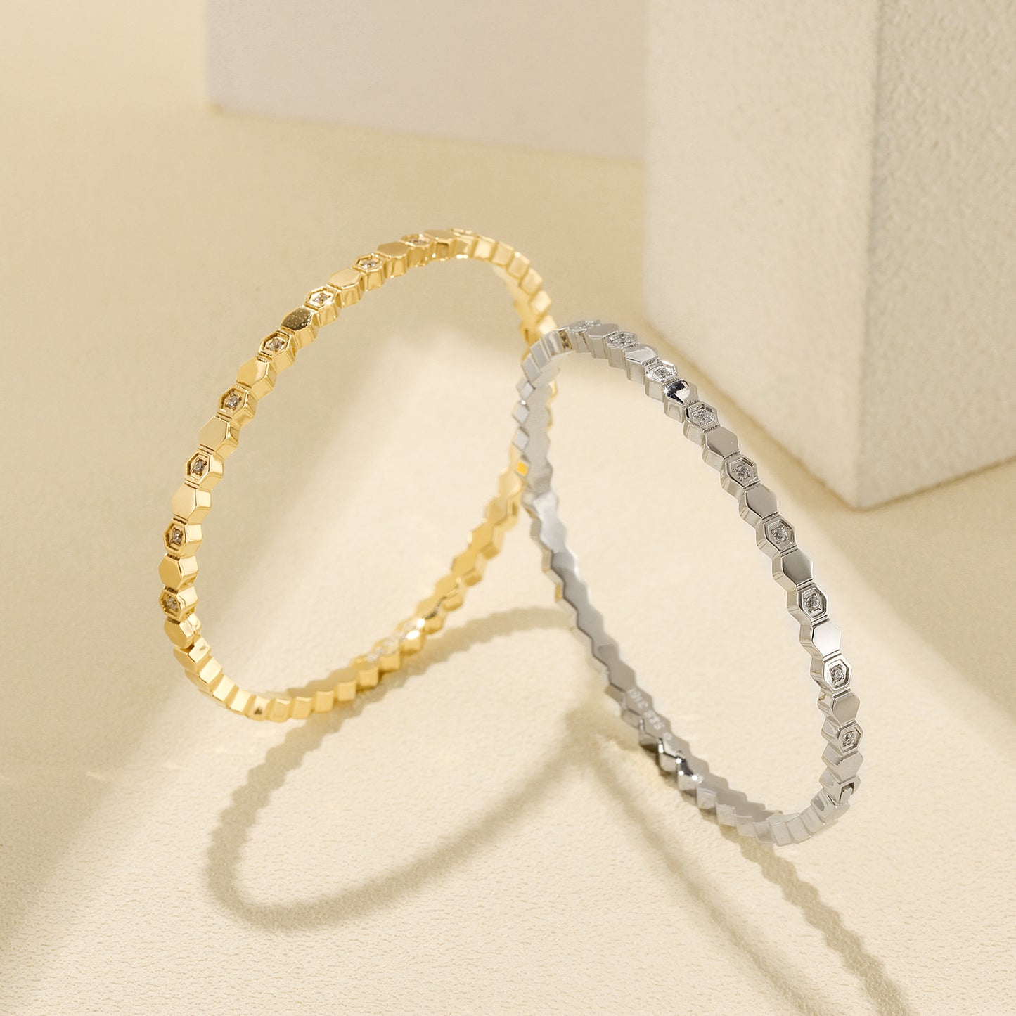 Triangular circular bracelet-NSB1821ST