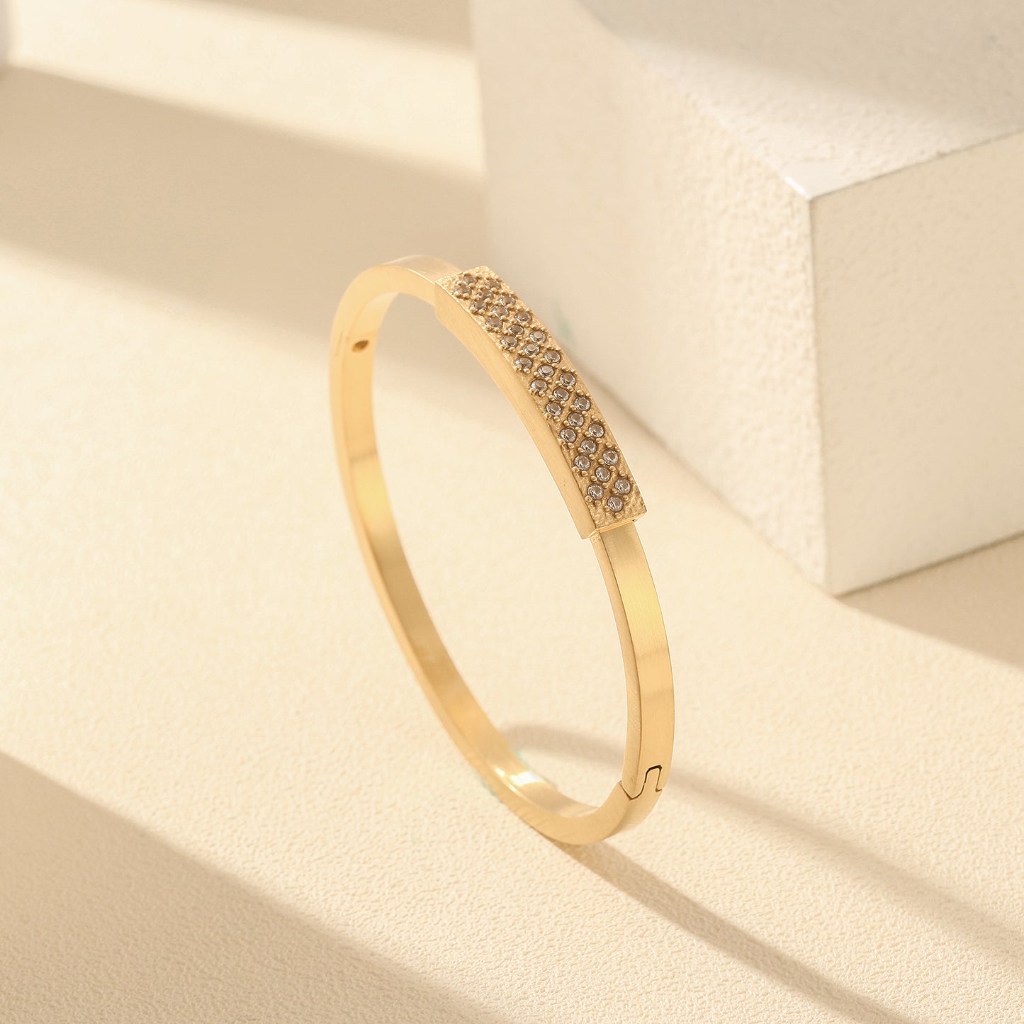 Stainless steel creative bracelet-NSB1823ST