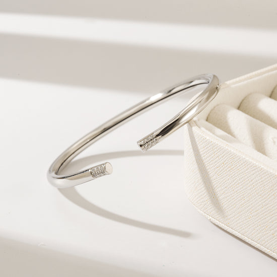 Stainless steel C-shaped smooth surface bracelet-NSB1824STWGZD