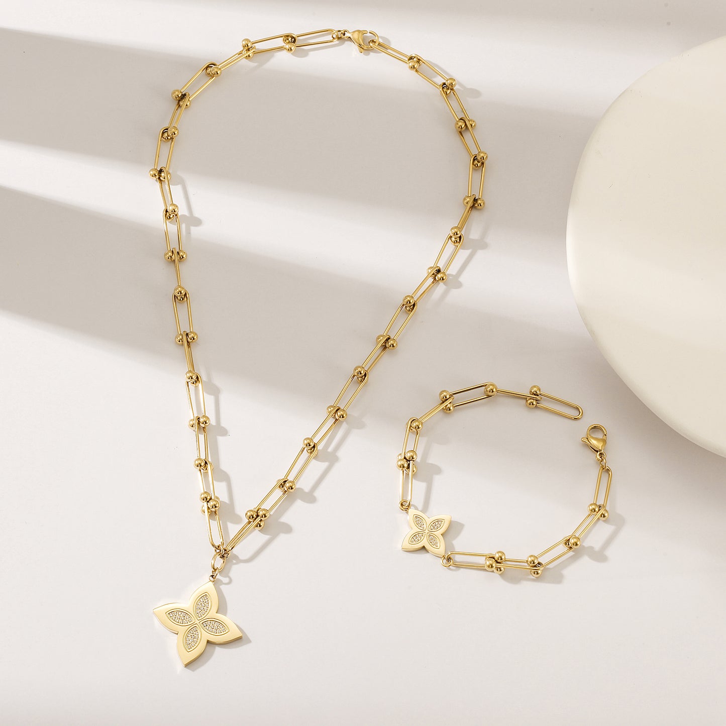 Stainless steel buckle flower bracelet-NSB1830STGCZD