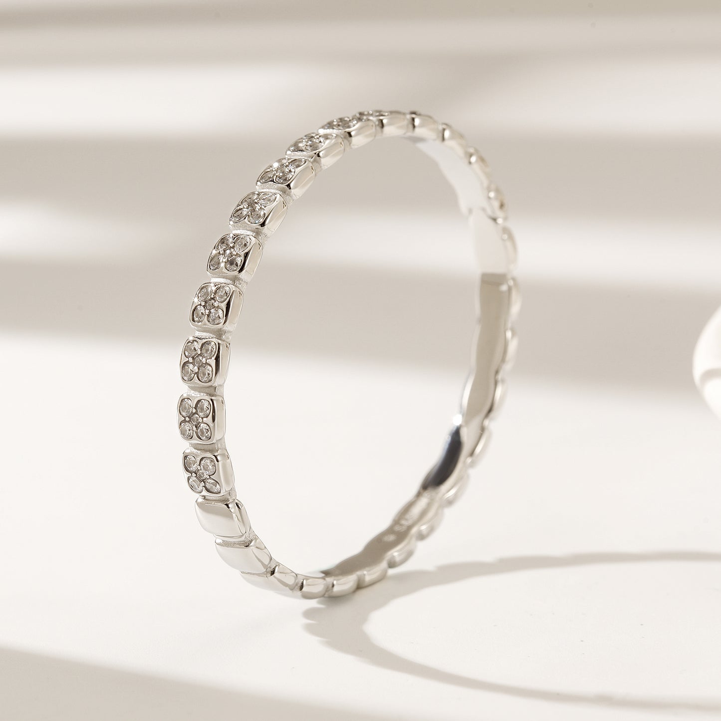 Round Flower Full Diamond Bracelet-NSB1851ST