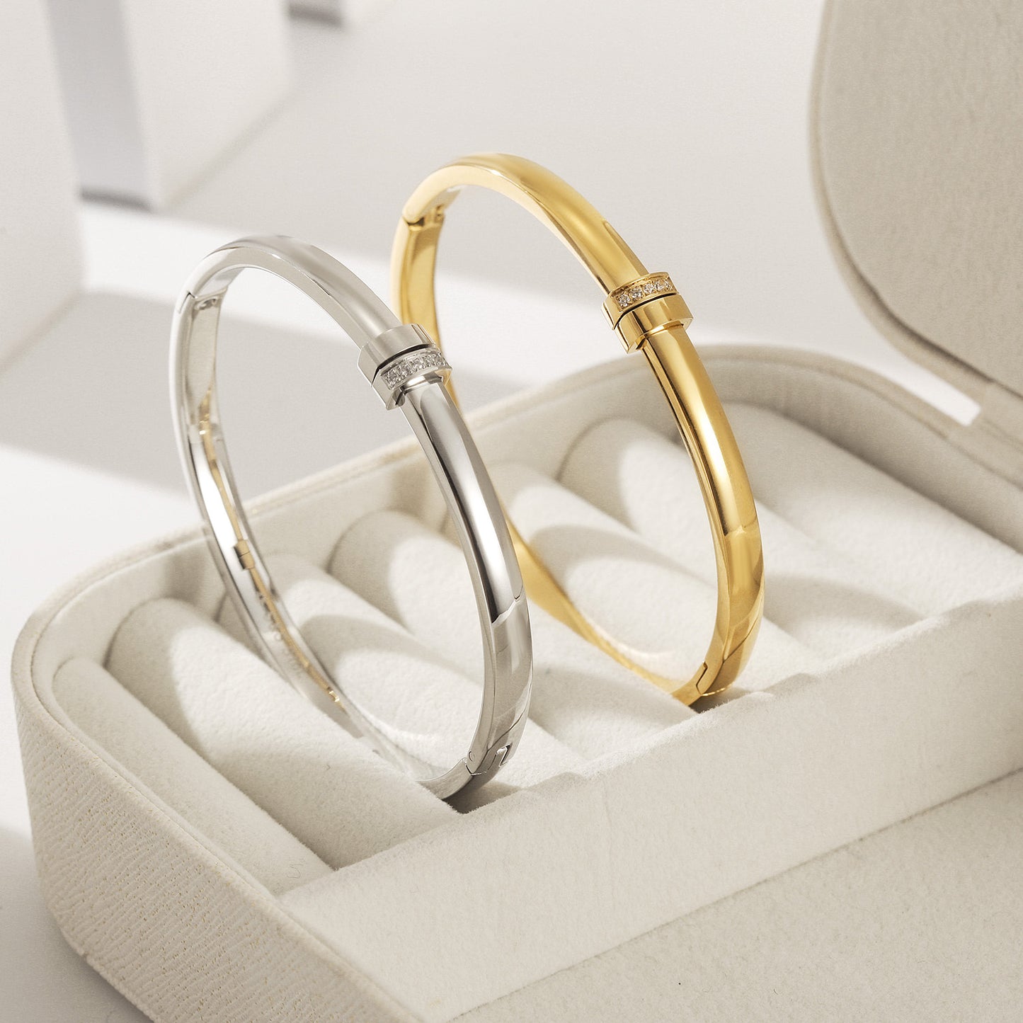Round smooth surface bracelet-NSB1879ST