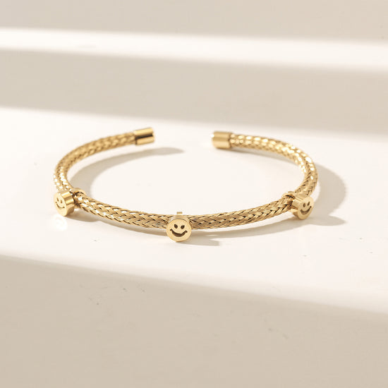 Cable smiley face bracelet-NSB1897STGC