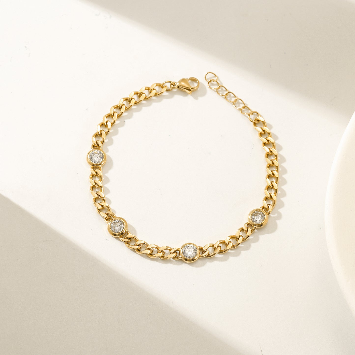 Bezel Link Chain Bracelet