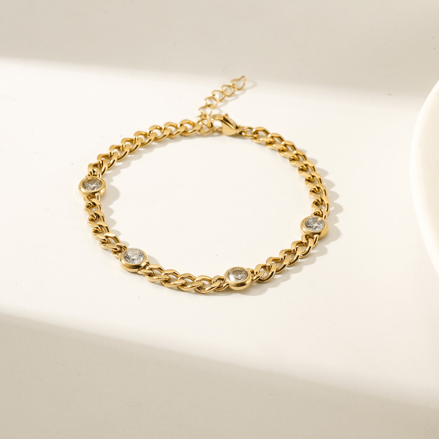 Bezel Link Chain Bracelet