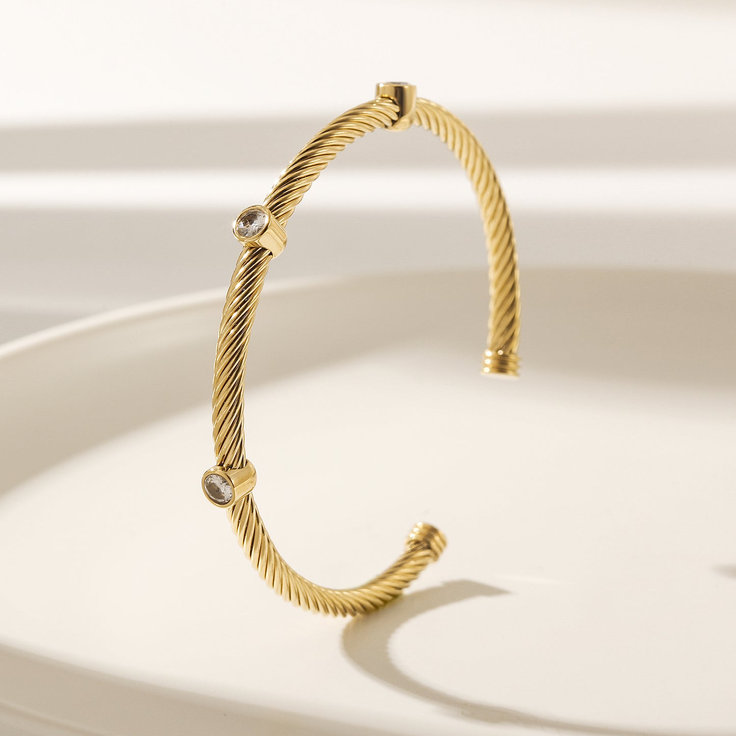 Cable C-type Three Zircon Bracelet-NSB1906STGC