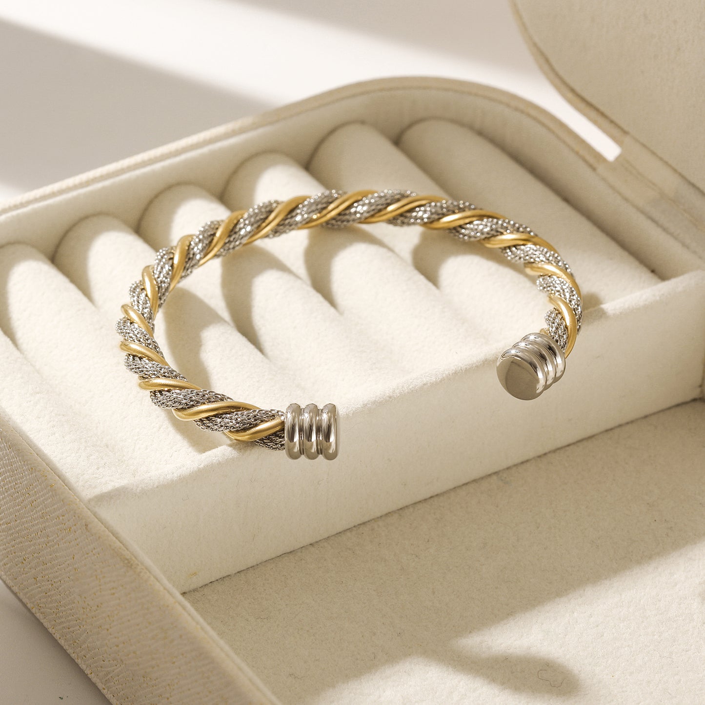 Cable C-type bracelet-NSB1907ST