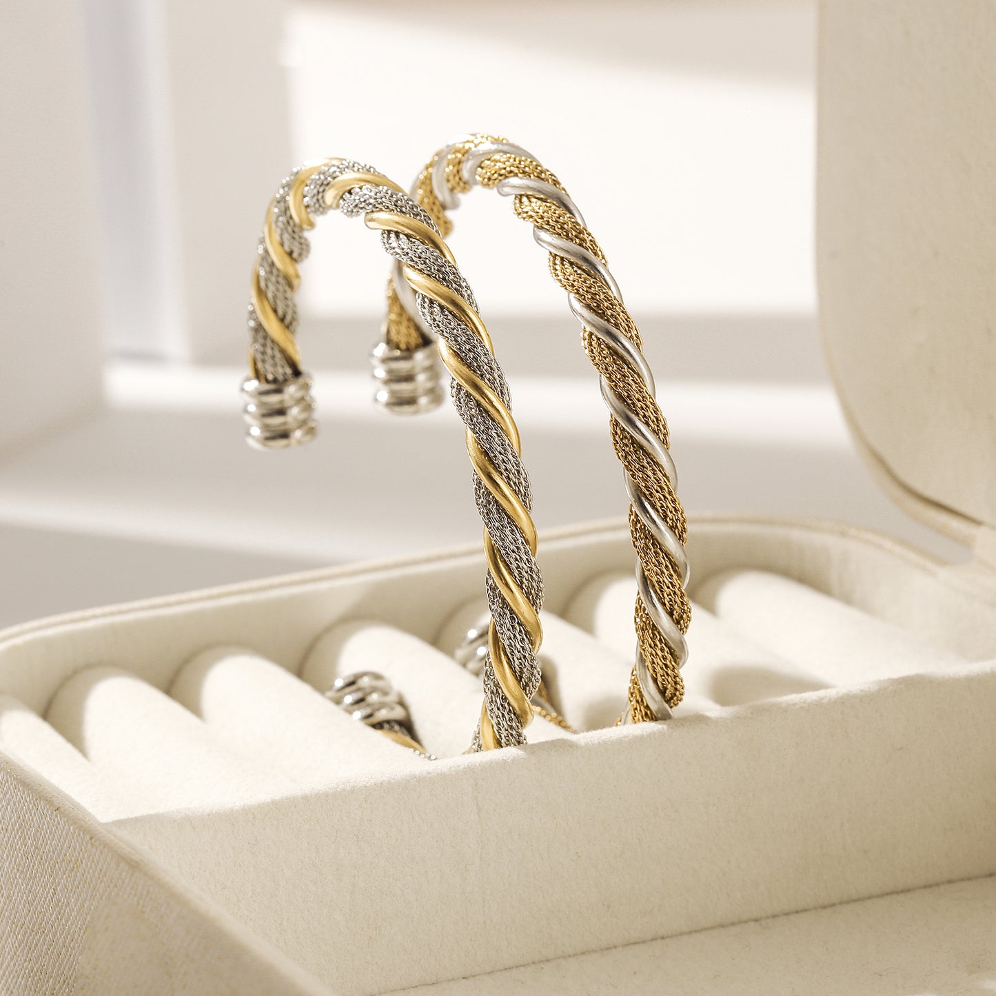 Cable C-type bracelet-NSB1907ST