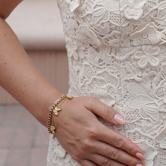 Load image into Gallery viewer, Vintage Gold Butterfly Charm Bracelet
