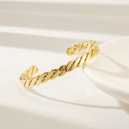 Golden cable C-shaped bracelet-NSB1928STGC