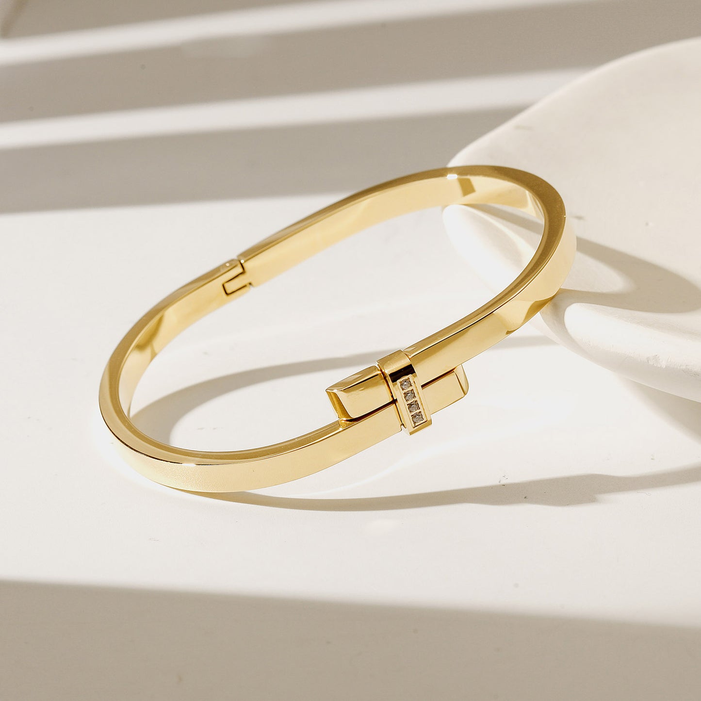 Stainless steel buckle bracelet-NSB1957STGC-L