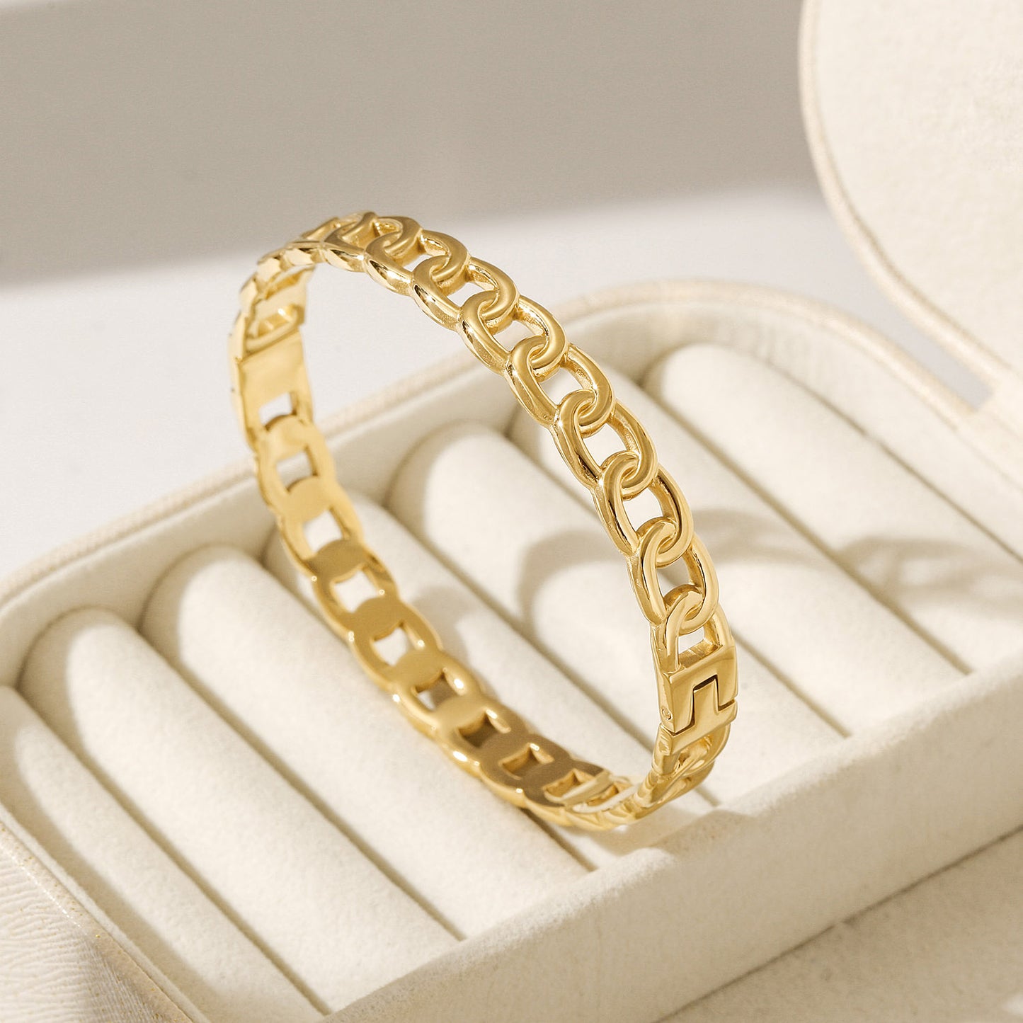 Golden buckle hollow bracelet-NSB1959STGC-M