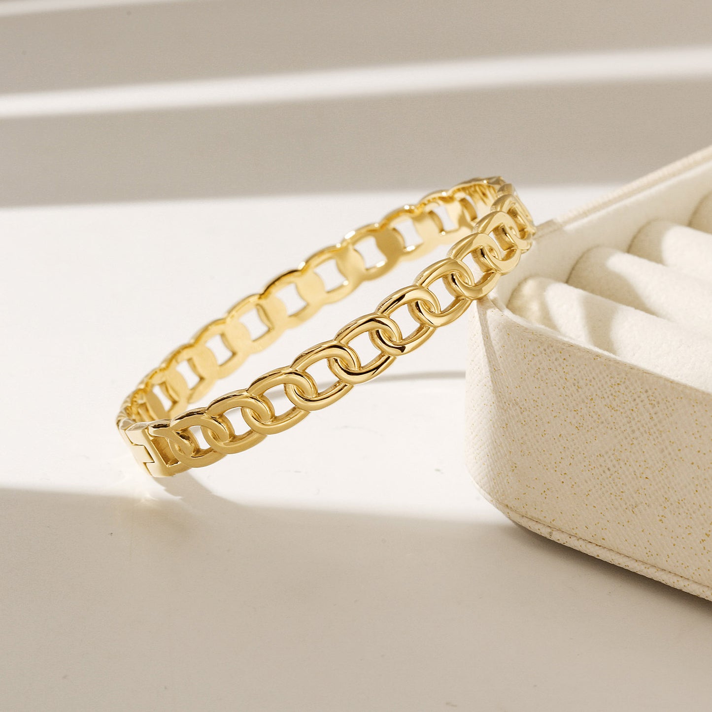 Golden buckle hollow bracelet-NSB1959STGC-M