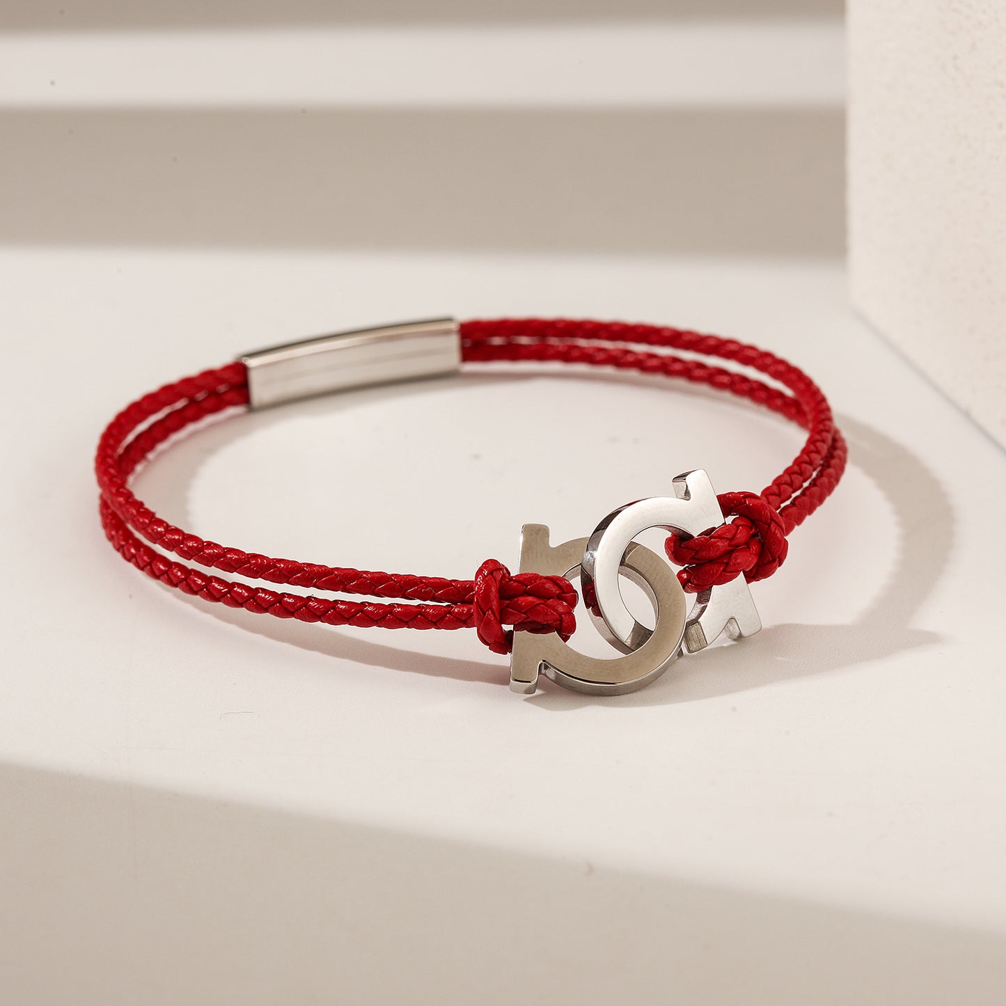 Red circular bracelet-NSB1963STWGRD