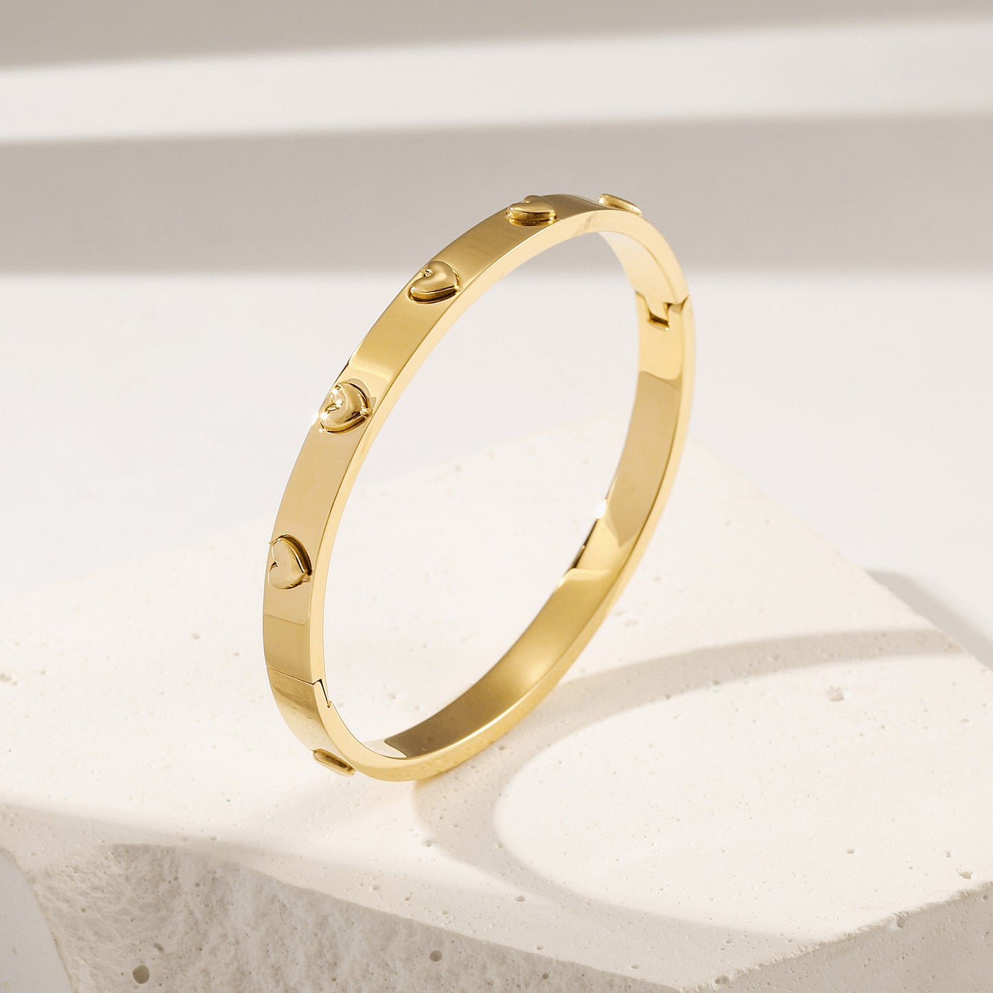 Circular Love Bracelet-NSB1964STGC