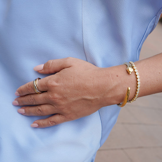 Load image into Gallery viewer, Three-Tone Infinity Ring
