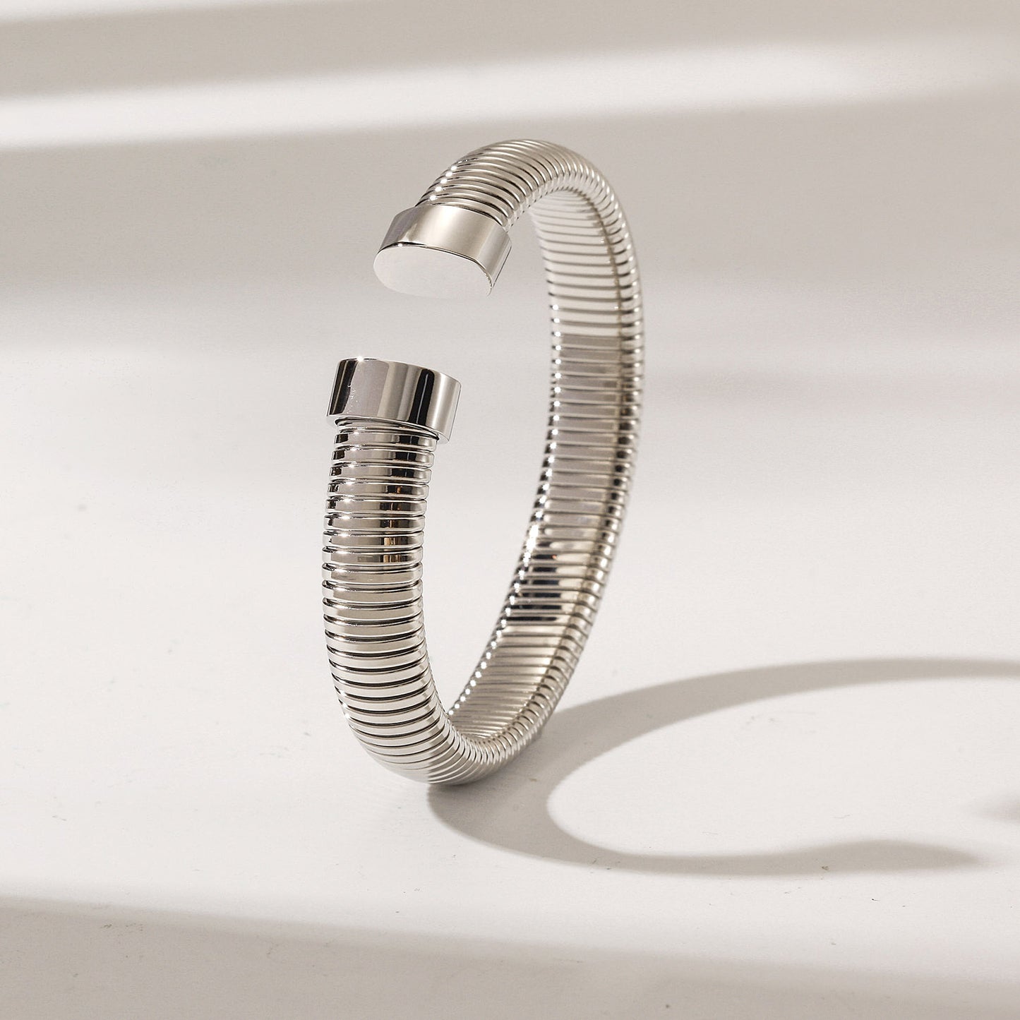White Statement Snake Coil Cuff-10mm