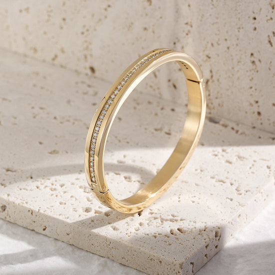 Pavé Hinged Bangle
