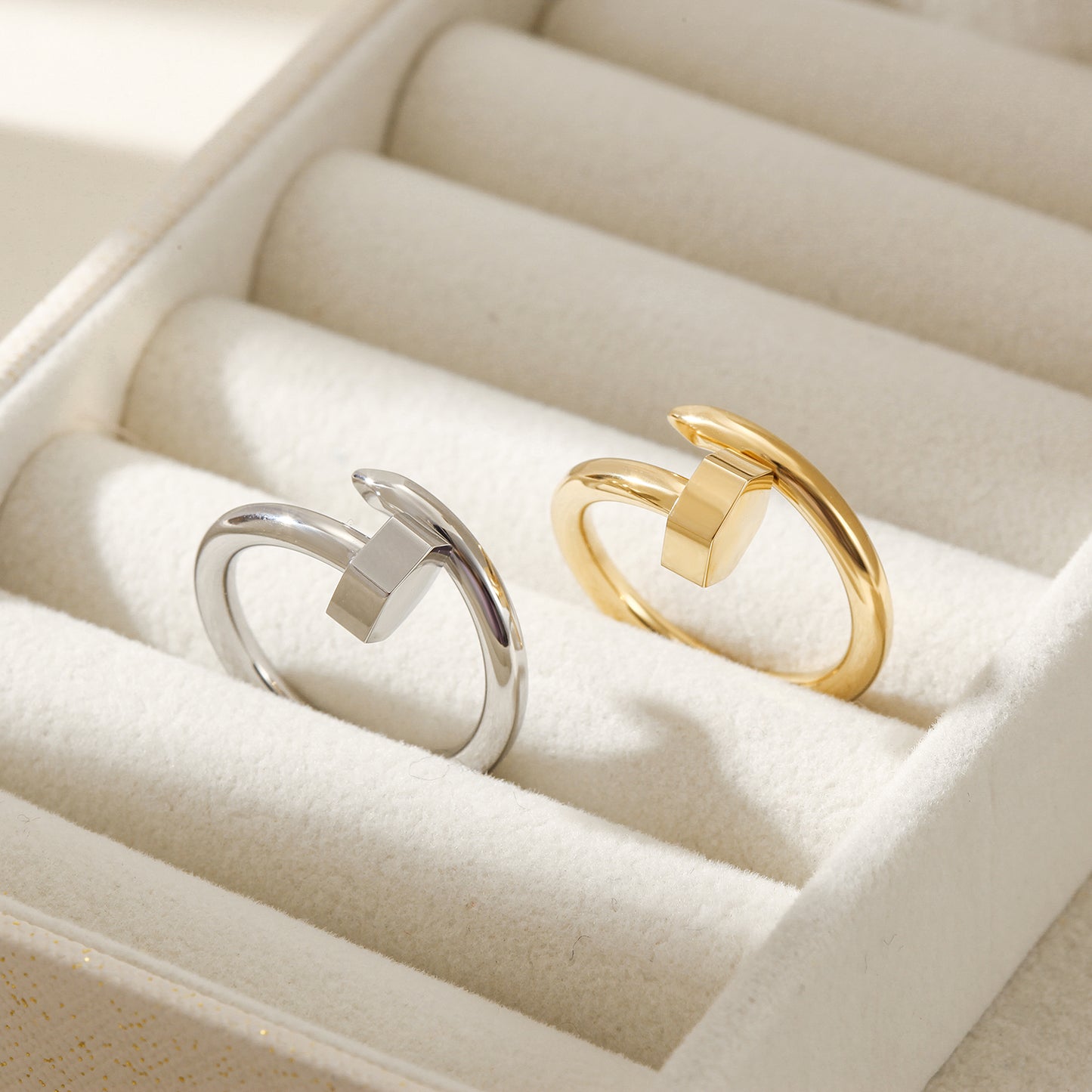 Twisted smooth ring-NSR172STWG