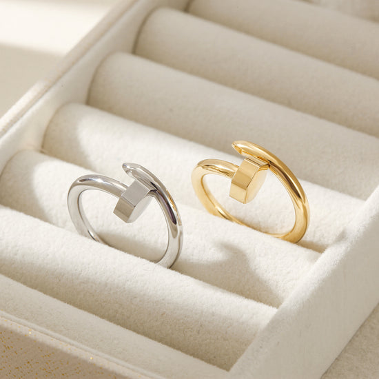 Twisted smooth ring-NSR172STWG