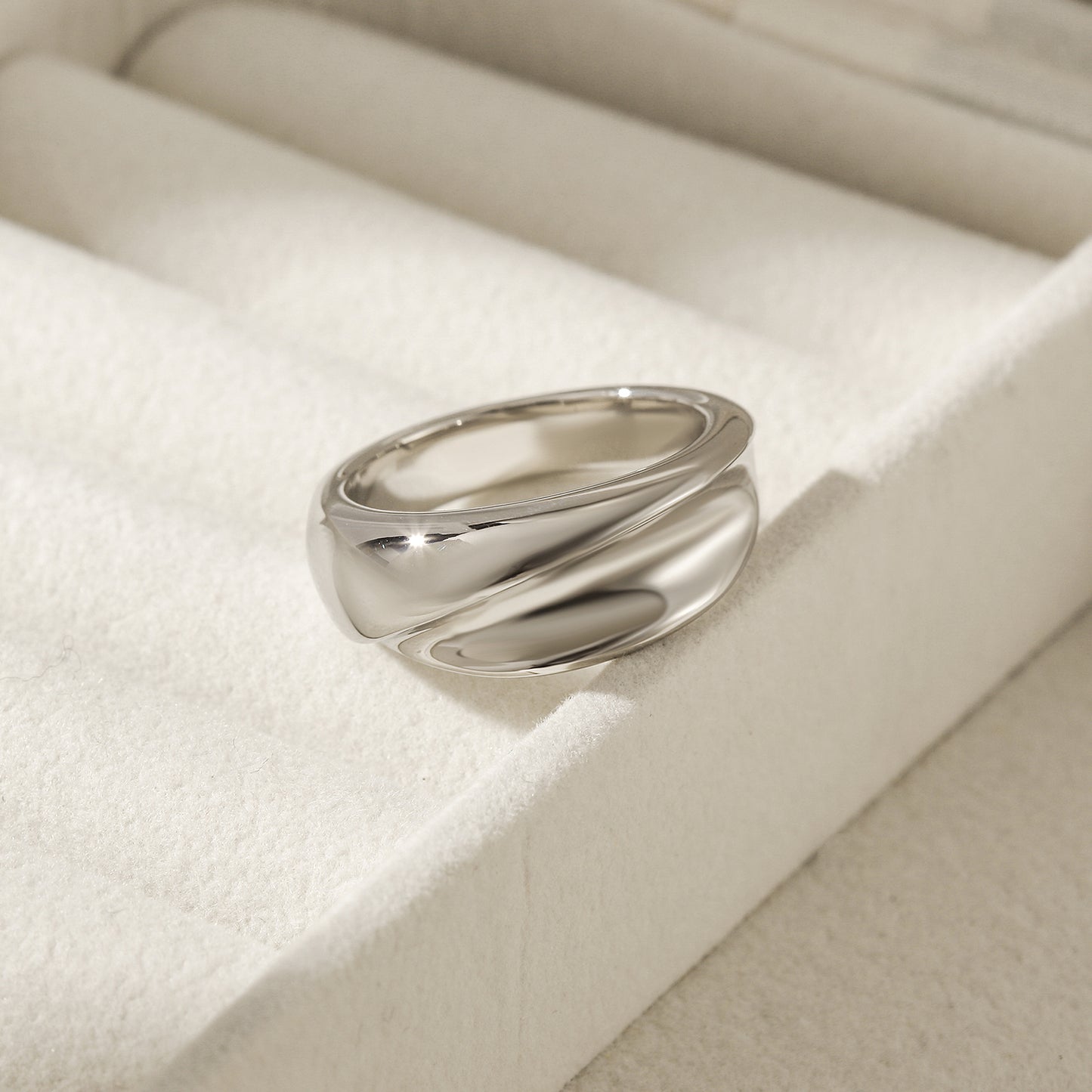 Silver Creative Smooth Ring-NSR196STWG