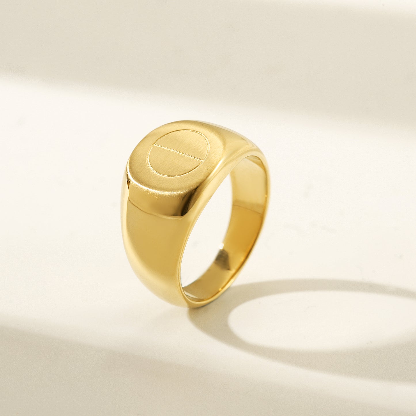 Design exaggerated ring-NSR218STGC