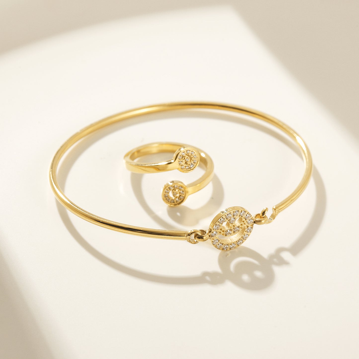 Twisted C-shaped ring-NSR222STGCZD
