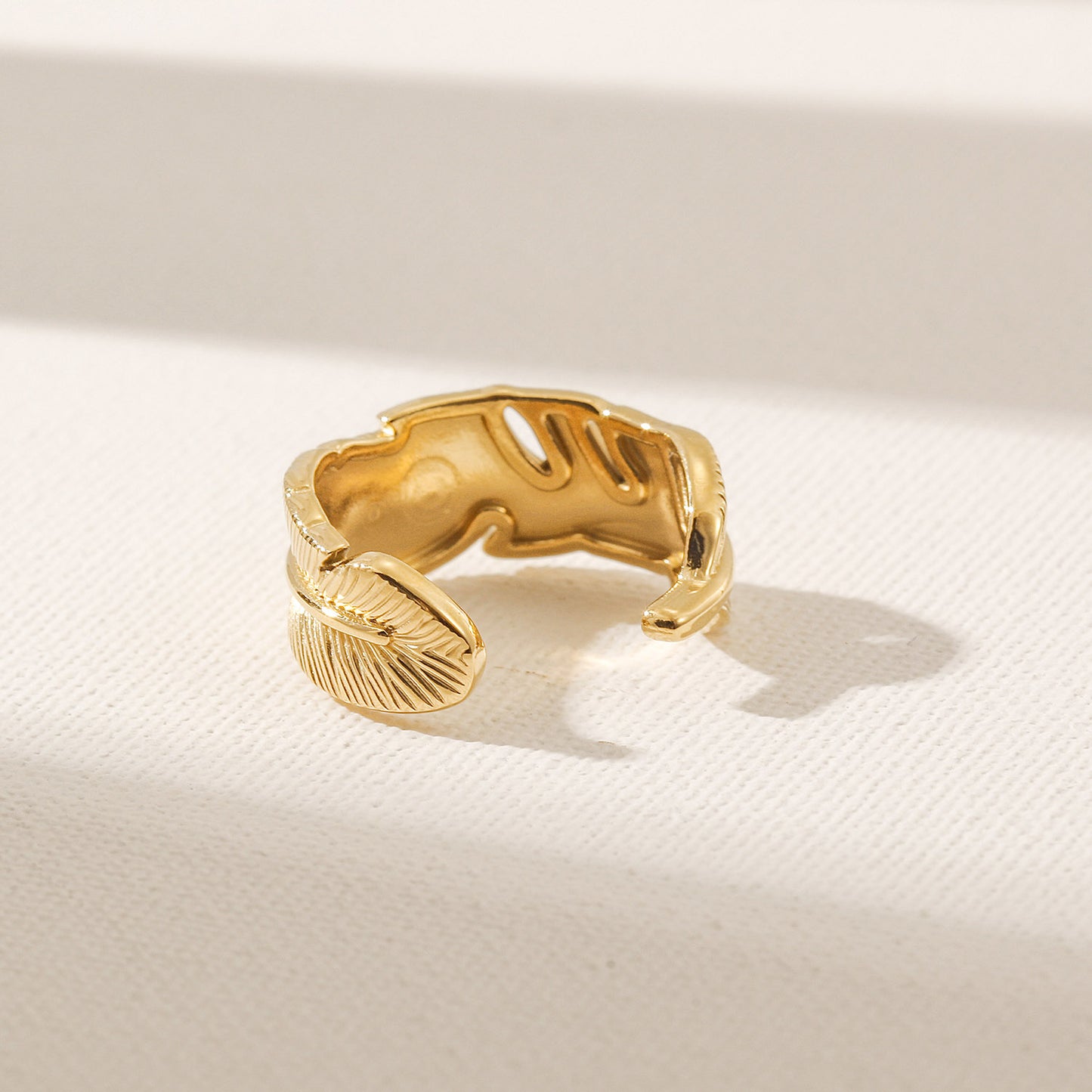 Twisted Leaf Ring-NSR238STGC