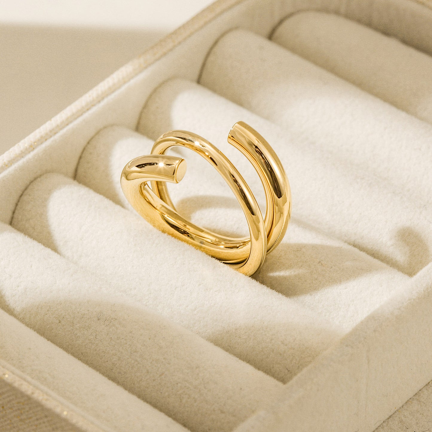 Twisted smooth ring-NSR251STGC