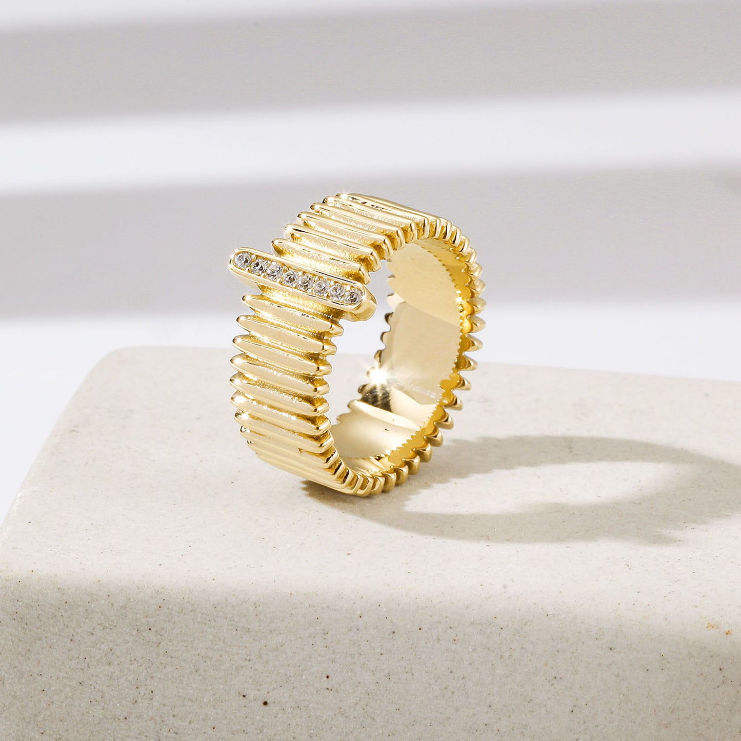 Vintage Gold Ring with Zircon Inlay