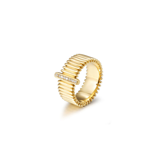 Vintage Gold Ring with Zircon Inlay
