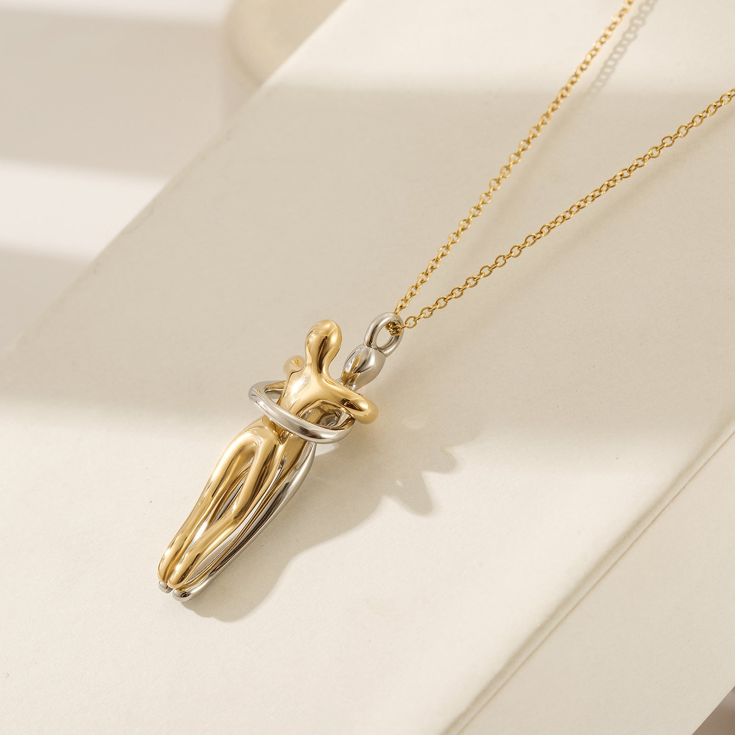 Embrace Love Creative Necklace-NSSN802STMC