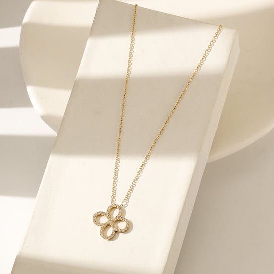 Graceful Clover Cutout Necklace