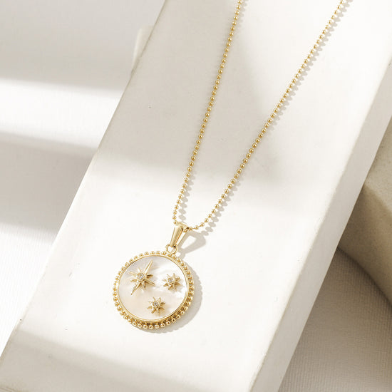 Vintage Three Star Gold Pendant Necklace - NSSN938STGCWT